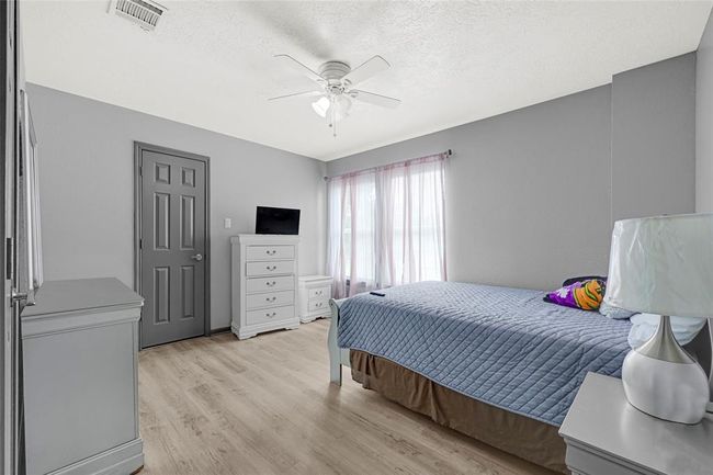 17103 Scuttle Way, House other with 3 bedrooms, 3 bathrooms and 2 parking in Crosby TX | Image 9