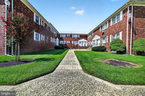 b-46 Gramercy Gdns, Middlesex, NJ, 08846-1687 | Card Image