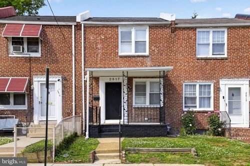 2817 W 3rd St, WILMINGTON, DE, 19805-1812 | Card Image