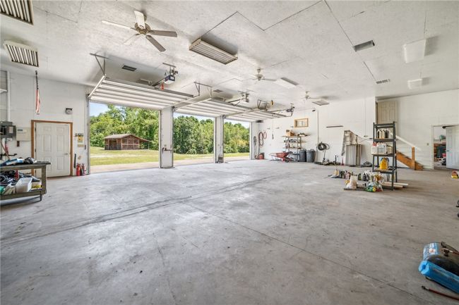 452 Upper Service Rd, House other with 3 bedrooms, 3 bathrooms and 8 parking in Hookstown PA | Image 11
