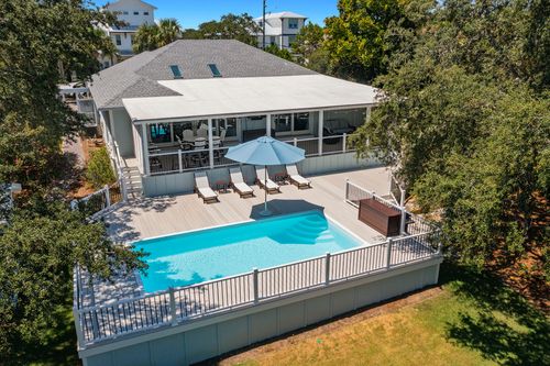 189 Beach Dr N, Miramar Beach, FL, 32550-4140 | Card Image