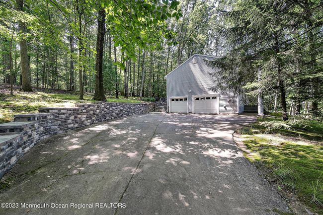 10 Edgewood Dr, House other with 5 bedrooms, 3 bathrooms and null parking in Holmdel NJ | Image 58