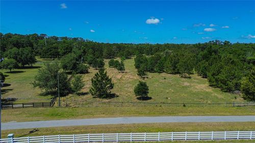 6489 Quarterhorse Ln, BROOKSVILLE, FL, 34604-9071 | Card Image