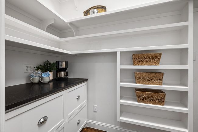 3810 Pawnee Pass, House other with 4 bedrooms, 4 bathrooms and 6 parking in Austin TX | Image 12
