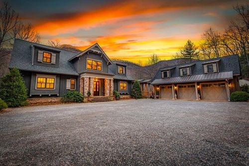 490 Red Wolf Run, Franklin, NC, 28734 | Card Image