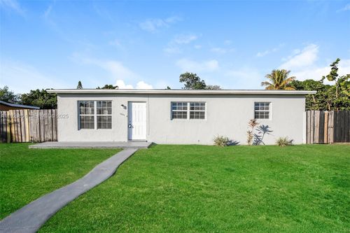 1231 Ne 214th St, Miami, FL, 33179-1344 | Card Image