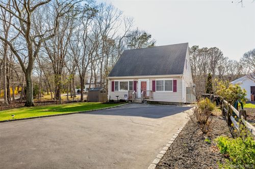 278 Ridge Rd, Ridge, NY, 11961-1006 | Card Image