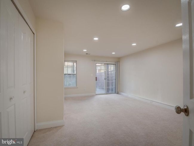 13510 Turquoise Ln, Townhouse with 4 bedrooms, 4 bathrooms and null parking in HERNDON VA | Image 49