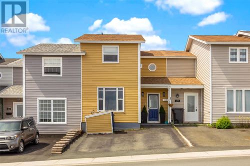 113 Farrell Dr, Mount Pearl, NL, A1N3G2 | Card Image