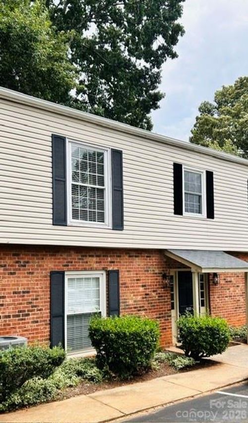 c-5925 Quail Hollow Rd, Charlotte, NC, 28210-5959 | Card Image
