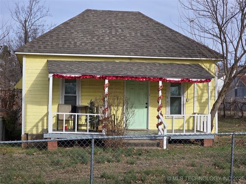 310 Hawthorne St, Pawnee, OK, 74058-5016 | Card Image