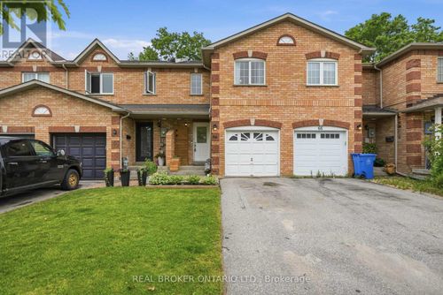64 Lancaster Crt, Keswick, ON, L4P3Z9 | Card Image
