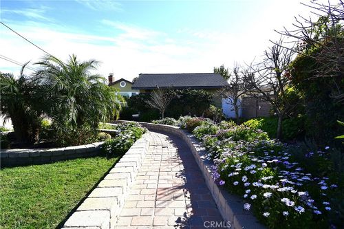 1338 W 221st St, Torrance, CA, 90501-4024 | Card Image