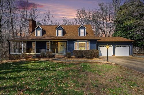 391 Link Rd, Reidsville, NC, 27320-9107 | Card Image