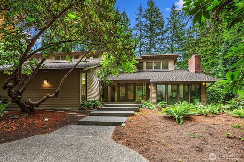12820 Ne 39th St, Bellevue, WA, 98005-1333 | Card Image