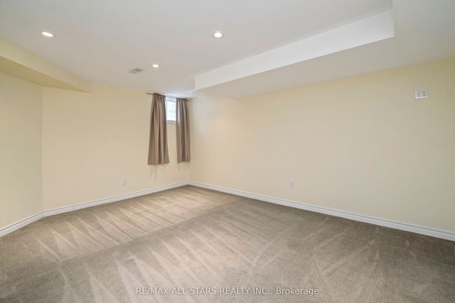 68 Celebrity Greens Way, Condo with 3 bedrooms, 2 bathrooms and 1 parking in Markham ON | Image 29