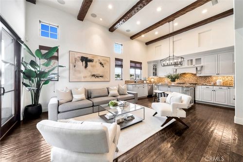 430 Heliotrope Ave, Corona del Mar, CA, 92625-2946 | Card Image