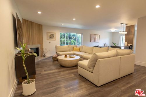 202-14600 Dickens St, Sherman Oaks, CA, 91403-3608 | Card Image