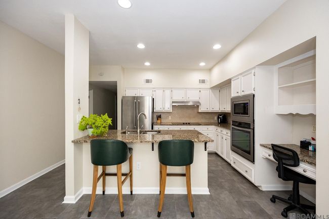 10218 N Magna Carta Pl, Townhouse with 4 bedrooms, 3 bathrooms and 2 parking in Baton Rouge LA | Image 5