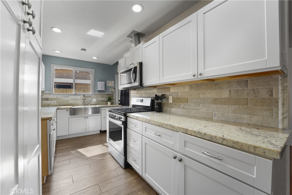 Residential Lease in Santa Ana 5