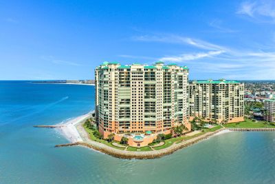 PH-2504 - 970 Cape Marco Drive, Condo with 4 bedrooms, 4 bathrooms and null parking in Marco Island FL | Image 1