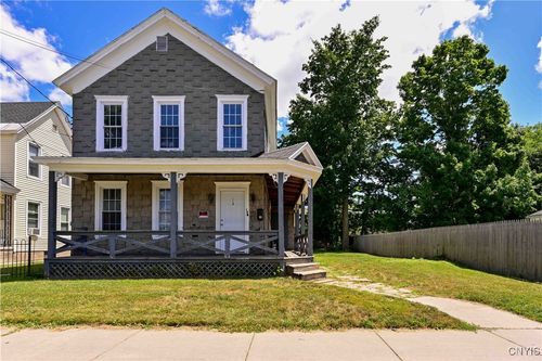 114 1st St, Rome, NY, 13440-6021 | Card Image