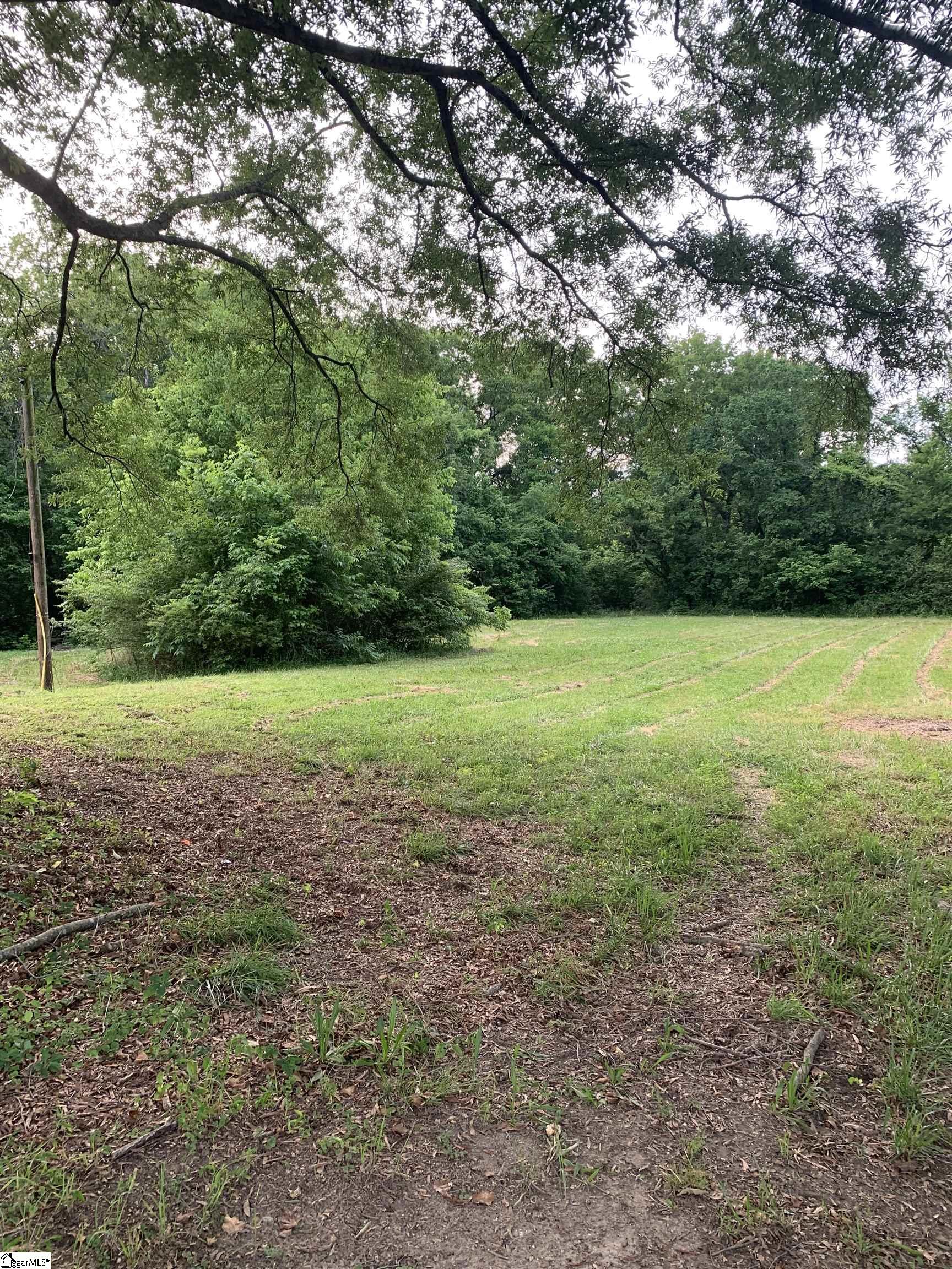 Land in Laurens