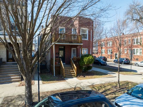 2648 N Francisco Ave, Chicago, IL, 60647-1704 | Card Image