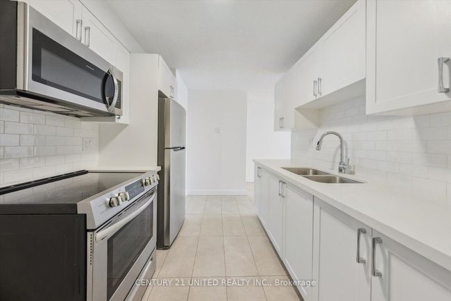 301 - 1155 Goodfellow Rd, Home with 3 bedrooms, 1 bathrooms and 1 parking in Peterborough ON | Image 13