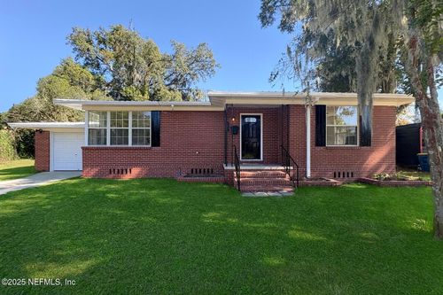 1407 Magnolia Cir E, Jacksonville, FL, 32211-5221 | Card Image