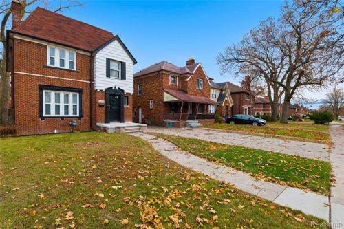 17524 Woodingham Dr, Detroit, MI, 48221-2559 | Card Image