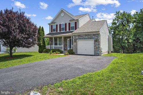 1400 Prentiss Point Pkwy, MARTINSBURG, WV, 25401-7404 | Card Image