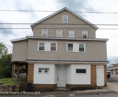 323 Union St, Taylor, PA, 18517-1746 | Card Image