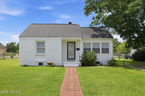 813 N 20th St, Morehead City, NC, 28557-4401 | Card Image