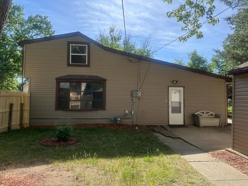 737 Johnson St, Beloit, WI, 53511-4928 | Card Image