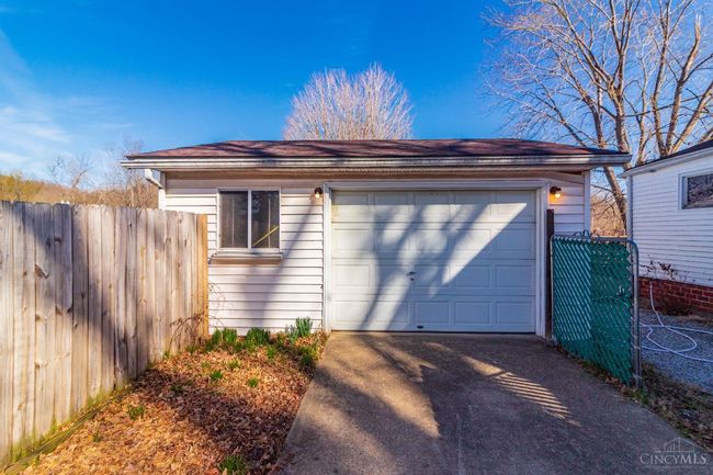 21 W 8 Th St, House other with 3 bedrooms, 1 bathrooms and null parking in Manchester OH | Image 64