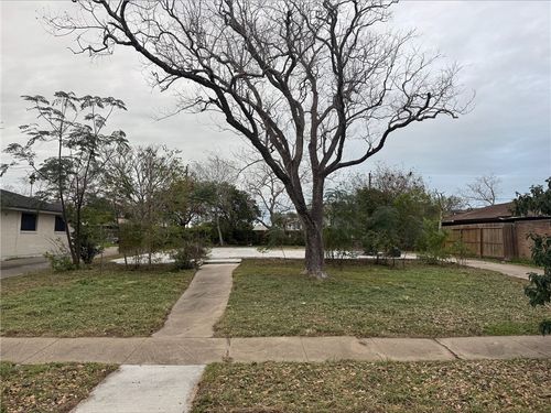 4510 Stonegate Way, Corpus Christi, TX, 78411-4827 | Card Image