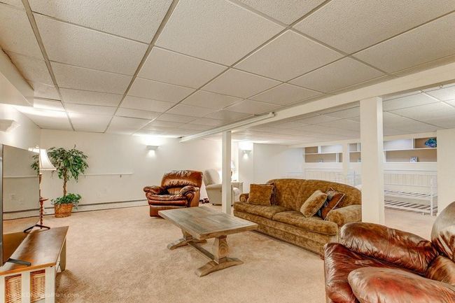 569 Turner Rd, Home with 4 bedrooms, 3 bathrooms and 6 parking in Middletown RI | Image 30