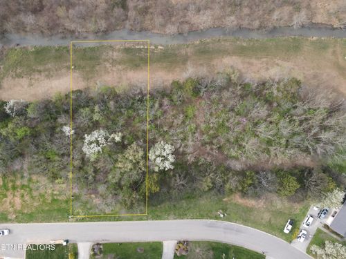 7428 Country Meadow Drive, Knoxville, TN, 37918 | Card Image