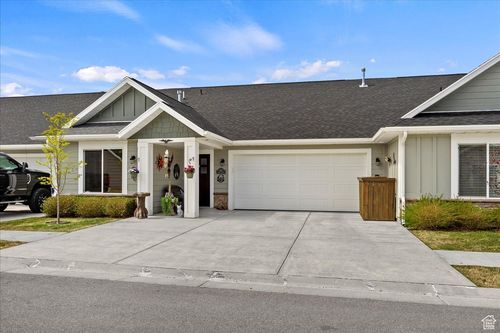 unit-102-1555 N 280 W, Logan, UT, 84341-3156 | Card Image