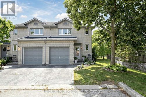 16-1 Royalwood Crt, Stoney Creek, ON, L8E4Y1 | Card Image