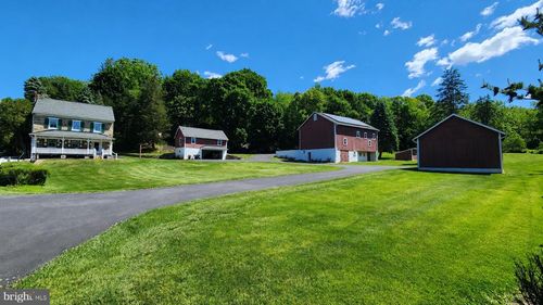 4912 Shankweiler Rd, Orefield, PA, 18069-2349 | Card Image