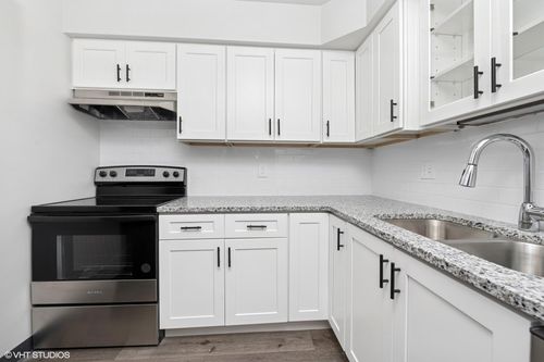1270 Wisconsin St, LAKE GENEVA, WI, 53147-1757 | Card Image