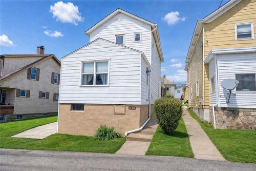 513 Catherine St, Greensburg, PA, 15601-4443 | Card Image
