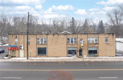 954 Broadway Ave, Bedford, OH, 44146-4519 | Card Image