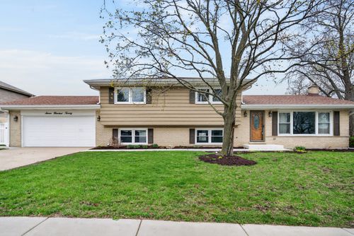 720 Preston Ln, Schaumburg, IL, 60193-3043 | Card Image