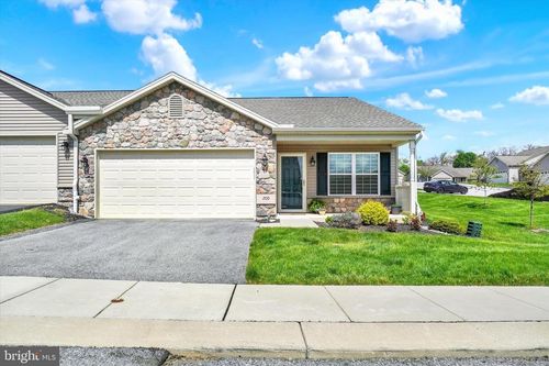 251-200 Jutland Way, RED LION, PA, 17356-7914 | Card Image