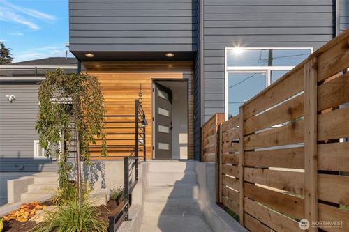 1603 Sw Kenyon St, Seattle, WA, 98106 | Card Image