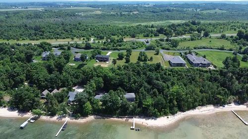 000 Bay Ridge Dr, Williamsburg, MI, 49690 | Card Image