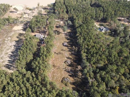 3315 Nesom Rd, Denham Springs, LA, 70706-3252 | Card Image